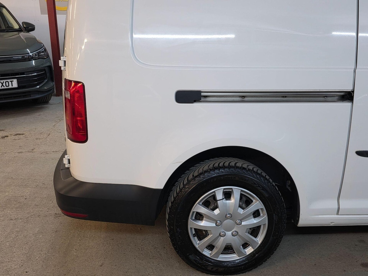 Used Volkswagen Caddy Maxi 2017 for sale - 78097926: Photo 10