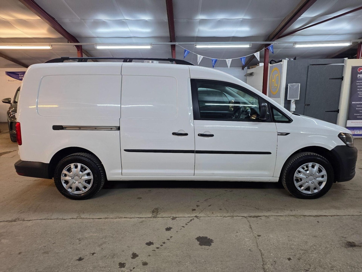 Used Volkswagen Caddy Maxi 2017 for sale - 78097926: Photo 8