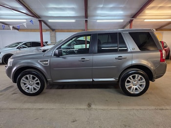 Used Land Rover Freelander 2010 for sale - 77774551: Photo