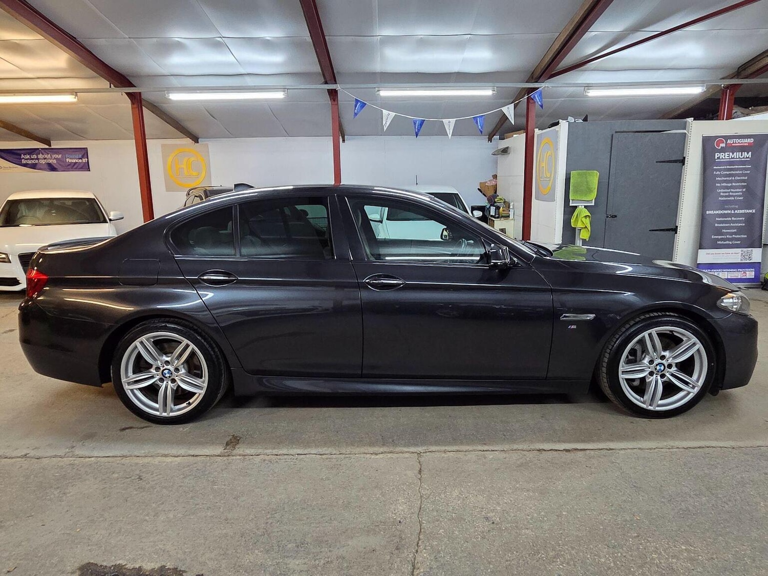 Used BMW 5 Series 2014 for sale - 76643303: Photo 8