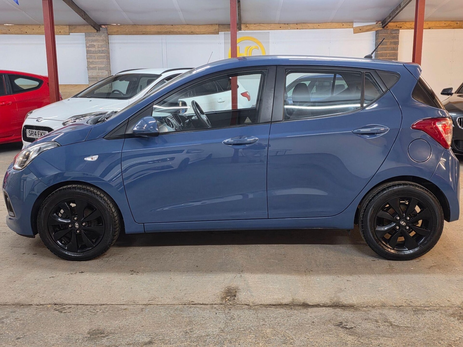 Used Hyundai i10 2015 for sale - 77104406: Photo 4