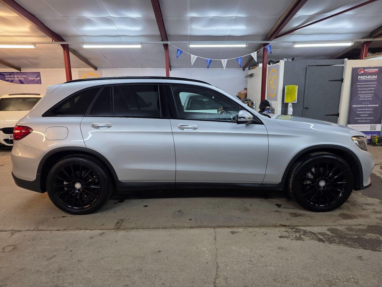 Used Mercedes-Benz GLC 2016 for sale - 78011060: Photo 8
