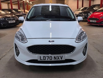 Used Ford Fiesta 2020 for sale - 77104399: Photo