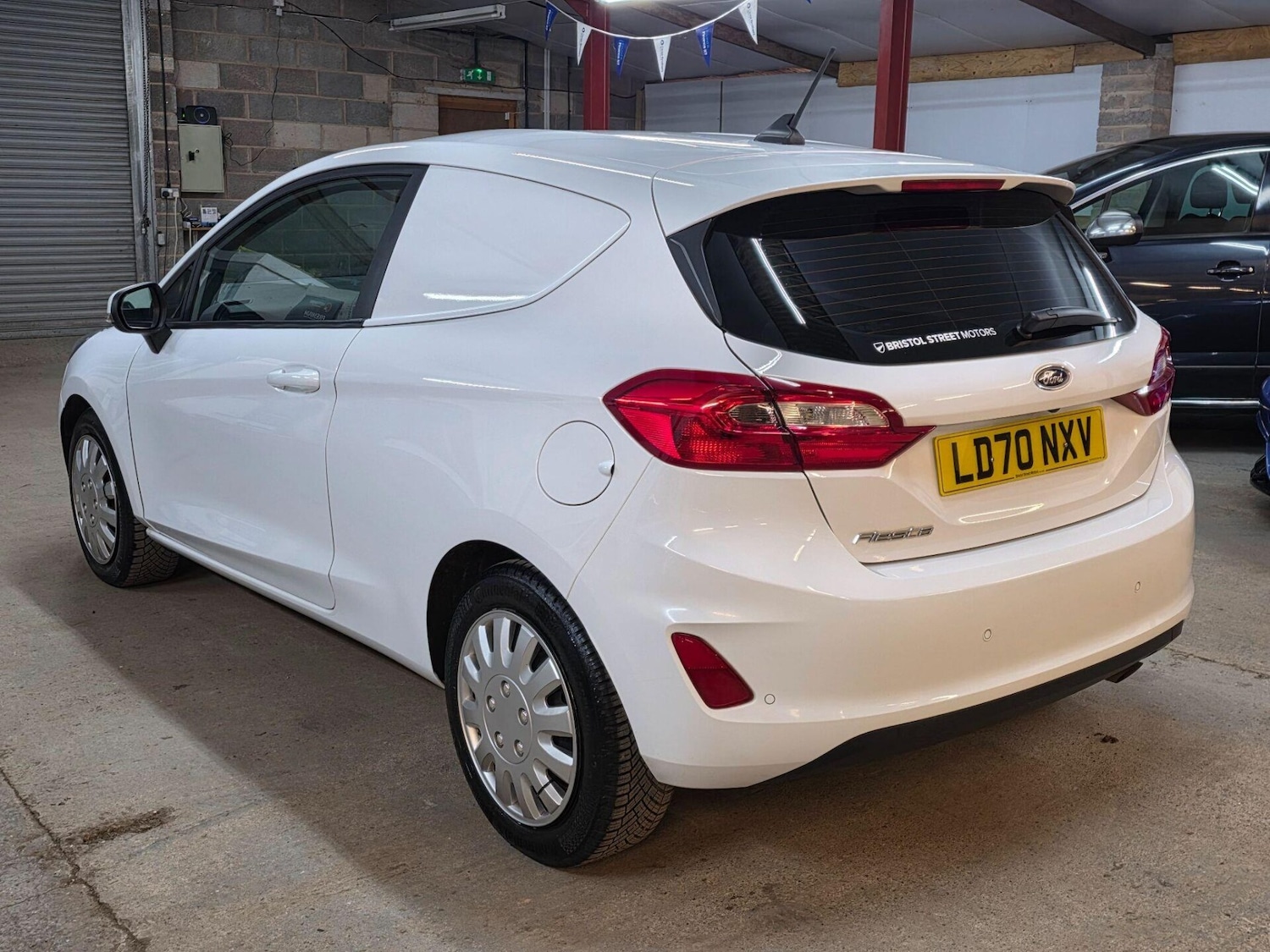 Used Ford Fiesta 2020 for sale - 77104399: Photo 5