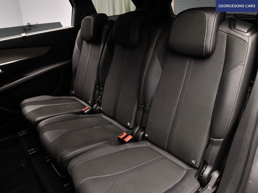 Used Peugeot 5008 2023 for sale - 76291296: Photo 16