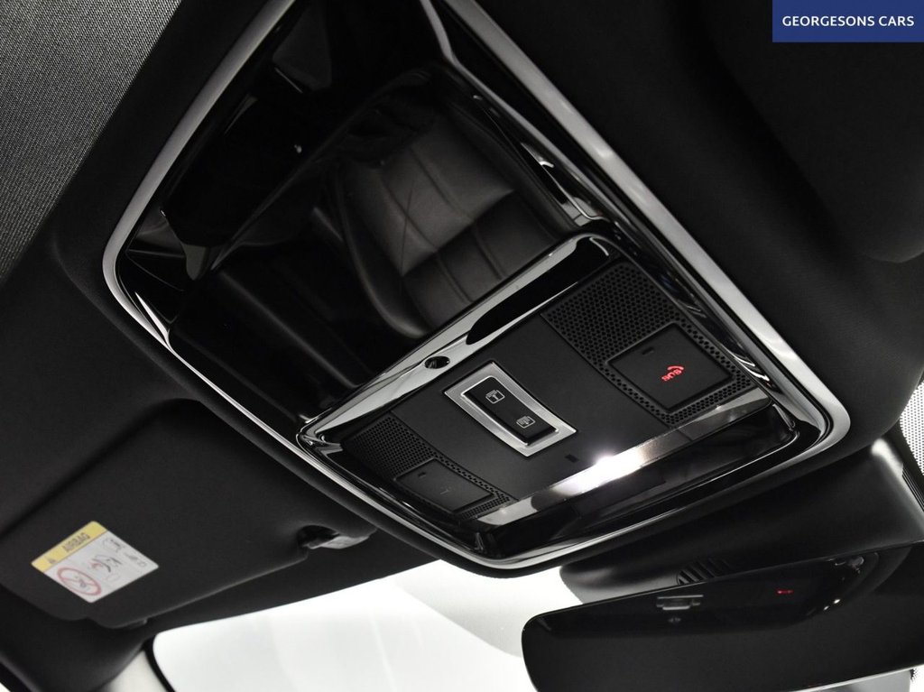 Used Land Rover Range Rover Velar 2020 for sale - 77421884: Photo 42