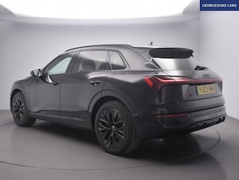 Used Audi Q8 e-tron 2023 for sale - 75727018: Photo