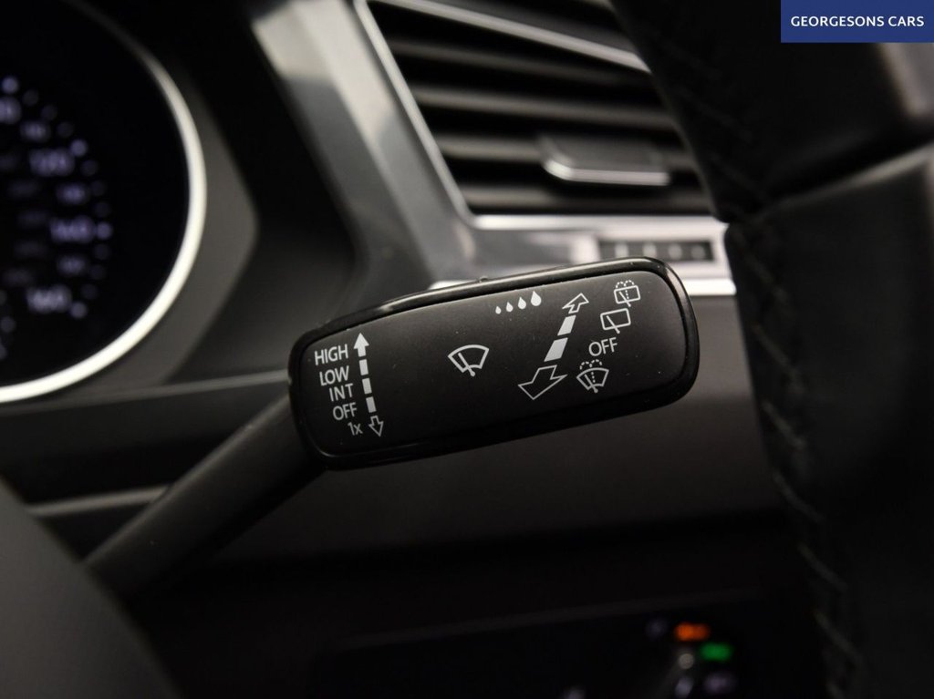 Used Volkswagen Tiguan 2022 for sale - 77719447: Photo 36