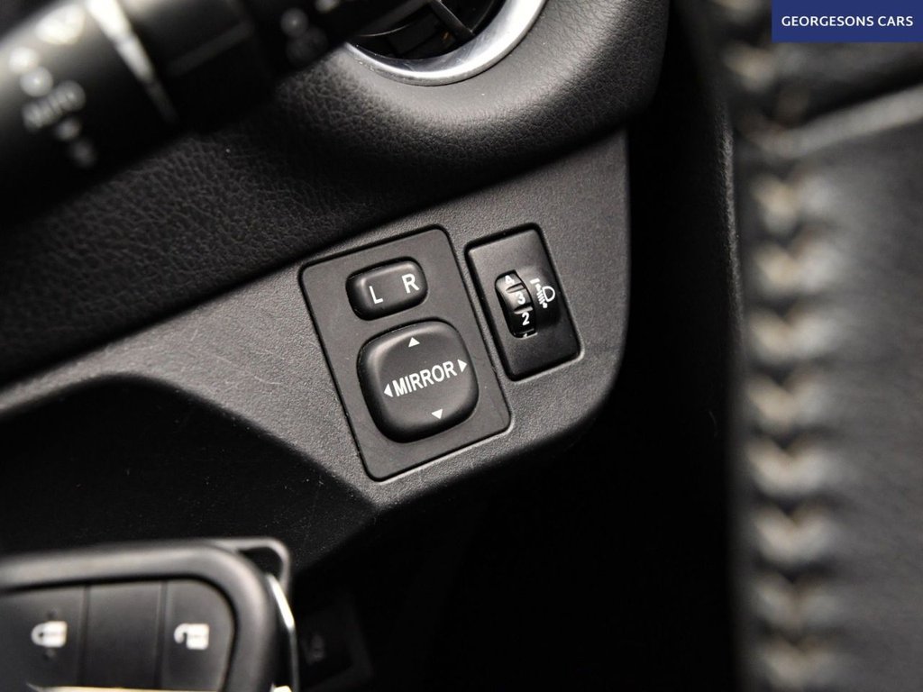 Used Toyota Yaris 2020 for sale - 78199984: Photo 27