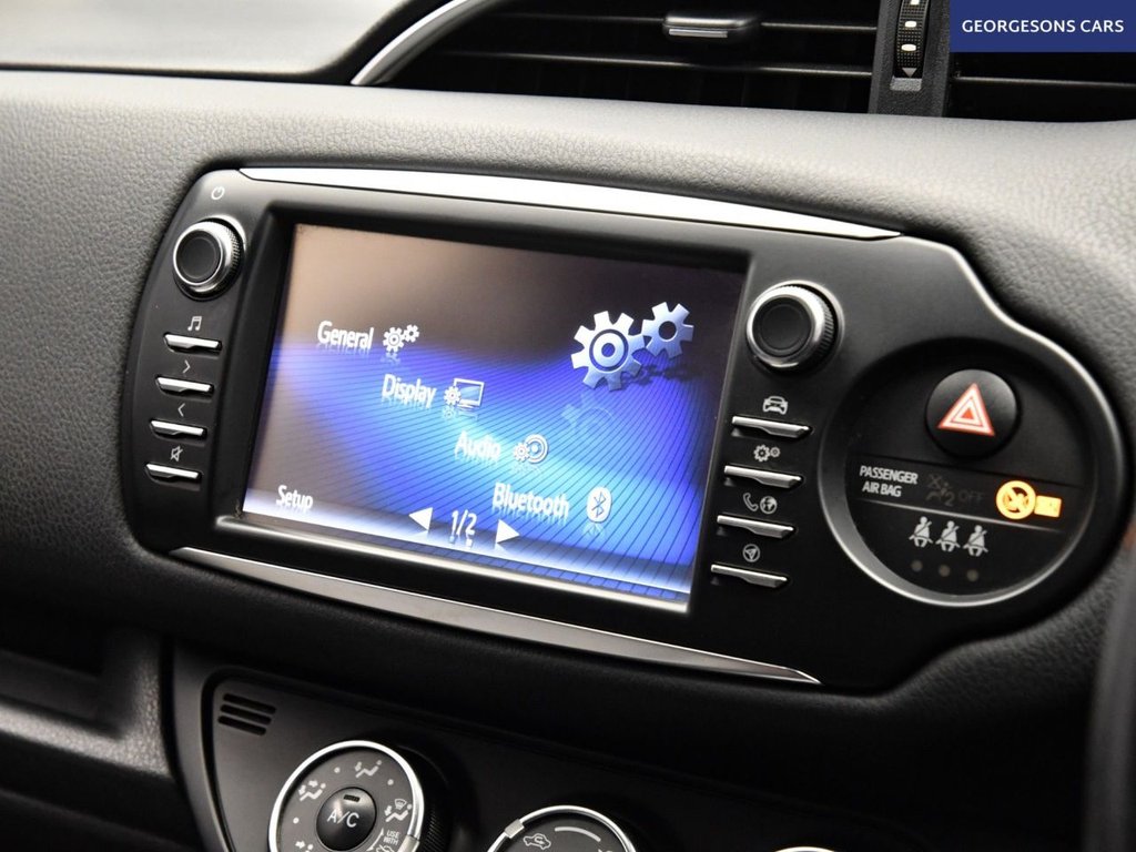 Used Toyota Yaris 2020 for sale - 78199984: Photo 33