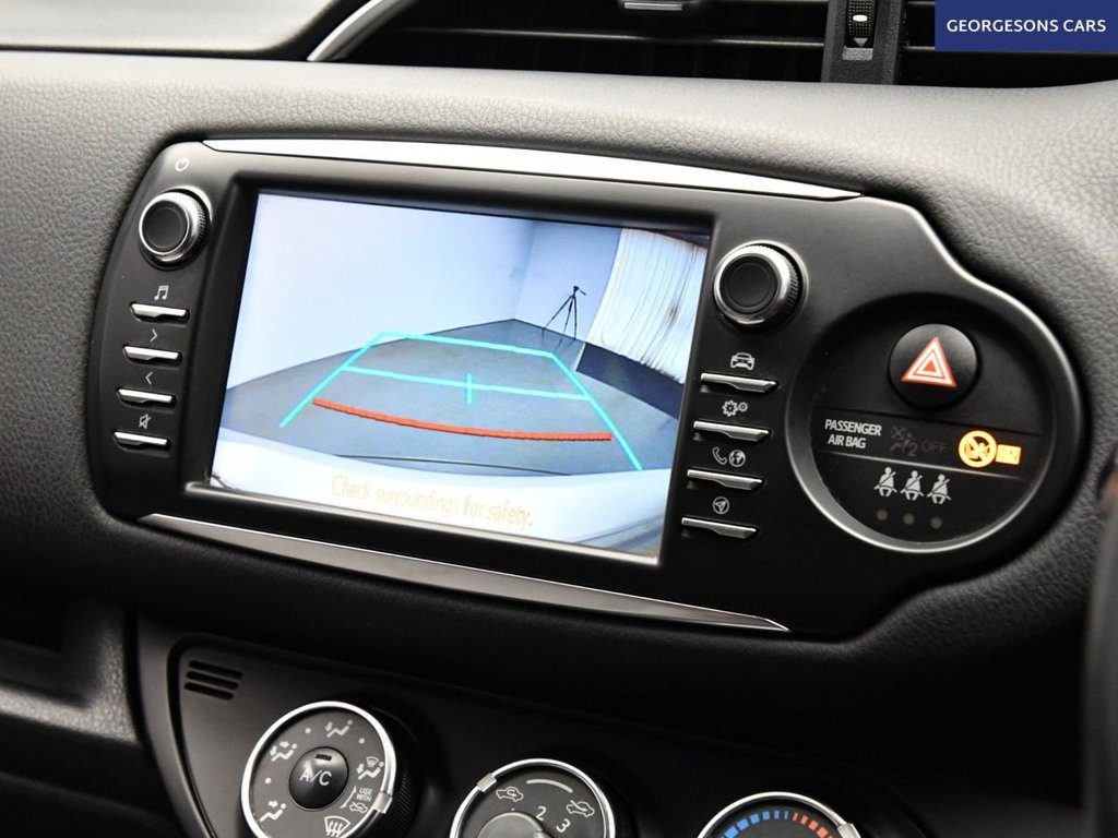 Used Toyota Yaris 2020 for sale - 78199984: Photo 35