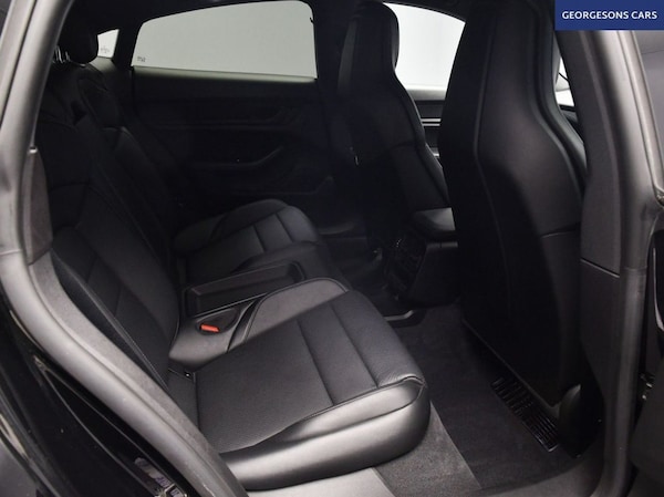 Used Porsche Taycan 2021 for sale - 76009781: Photo 16