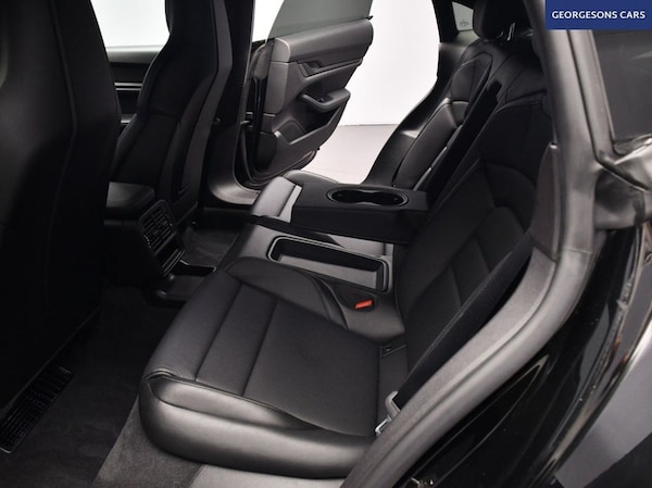 Used Porsche Taycan 2021 for sale - 76009781: Photo 18