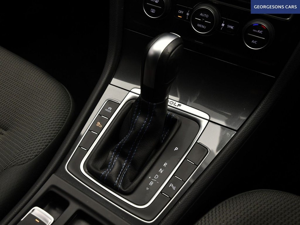 Used Volkswagen Golf 2020 for sale - 77212051: Photo 18