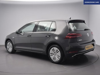 Used Volkswagen Golf 2020 for sale - 77212051: Photo