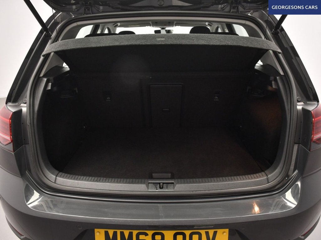 Used Volkswagen Golf 2020 for sale - 77212051: Photo 9