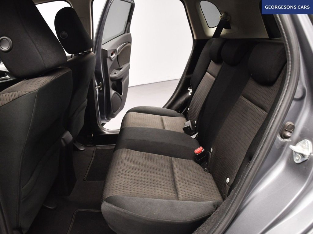 Used Honda Jazz 2019 for sale - 78068908: Photo 17