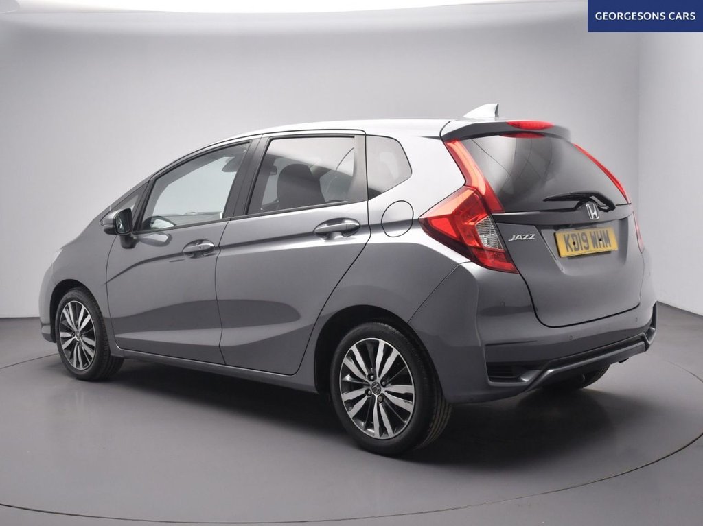 Used Honda Jazz 2019 for sale - 78068908: Photo 2