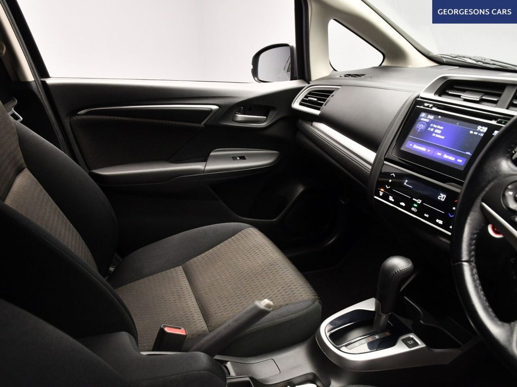 Used Honda Jazz 2019 for sale - 78068908: Photo 20