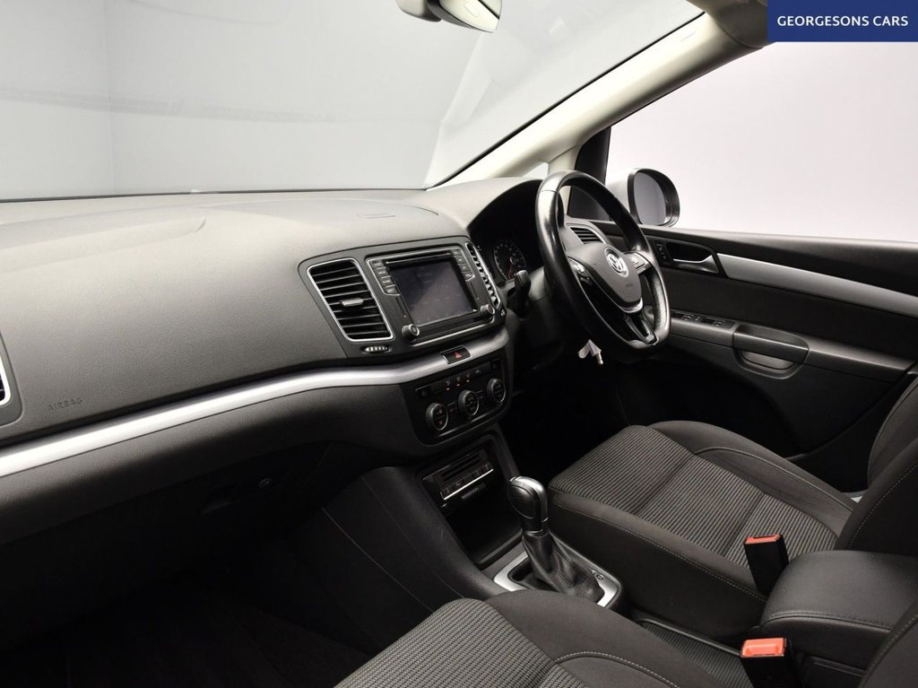 Used Volkswagen Sharan 2021 for sale - 76617311: Photo 11