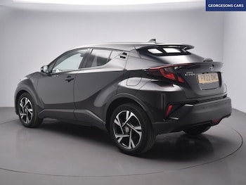 Used Toyota C-HR 2022 for sale - 76132112: Photo 2