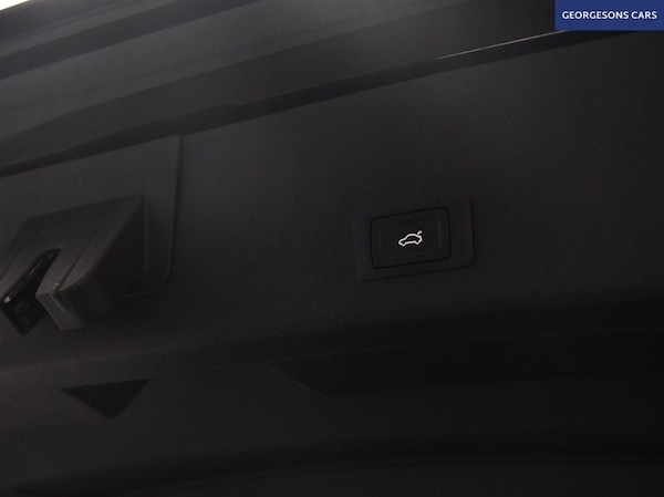 Used Audi e-tron 2021 for sale - 76202521: Photo 10