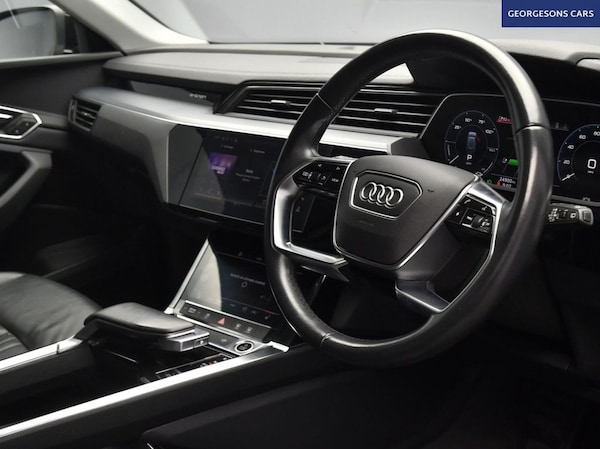 Used Audi e-tron 2021 for sale - 76202521: Photo 12