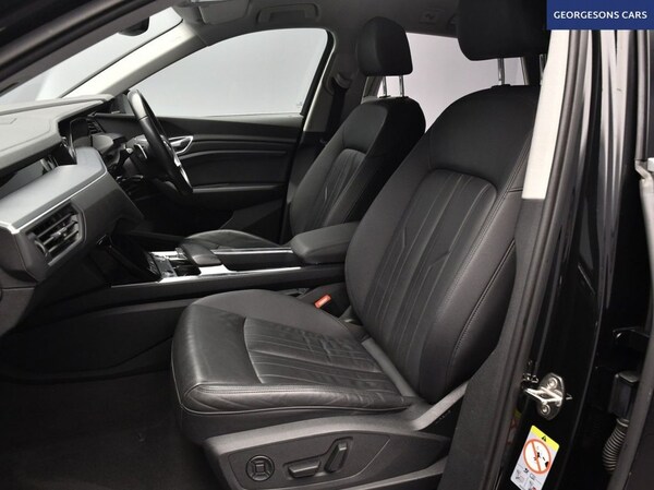 Used Audi e-tron 2021 for sale - 76202521: Photo 15