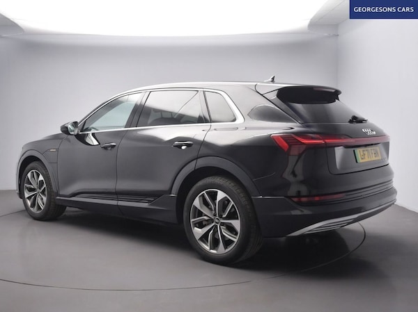 Used Audi e-tron 2021 for sale - 76202521: Photo 2