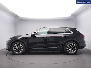 Used Audi e-tron 2021 for sale - 76202521: Photo 3