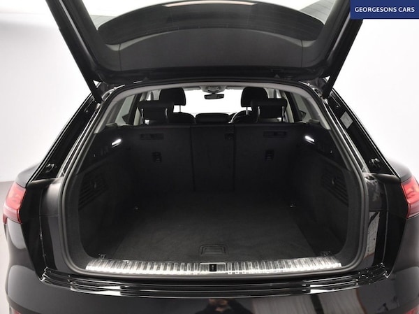Used Audi e-tron 2021 for sale - 76202521: Photo 9