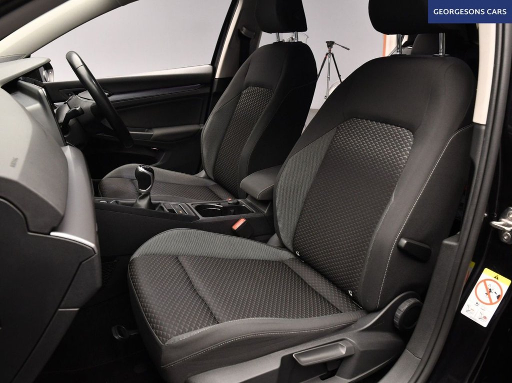 Used Volkswagen Golf 2022 for sale - 76973335: Photo 15