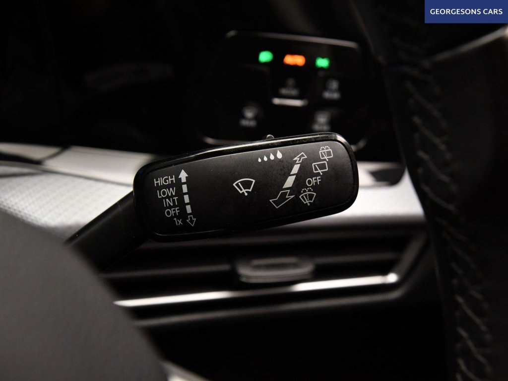 Used Volkswagen Golf 2022 for sale - 76973335: Photo 34