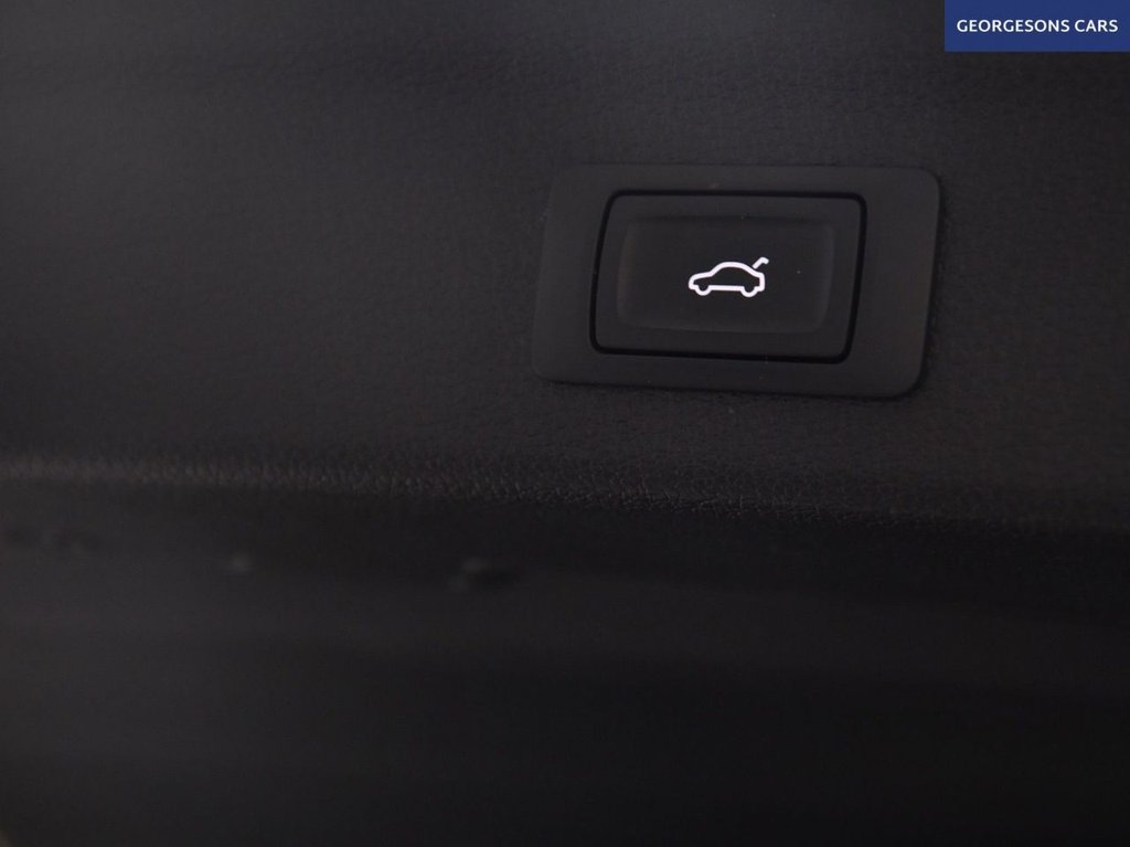 Used Audi Q3 2020 for sale - 76147350: Photo 10