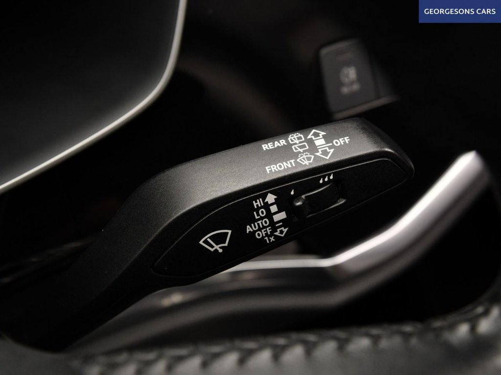 Used Audi Q3 2020 for sale - 76147350: Photo 33