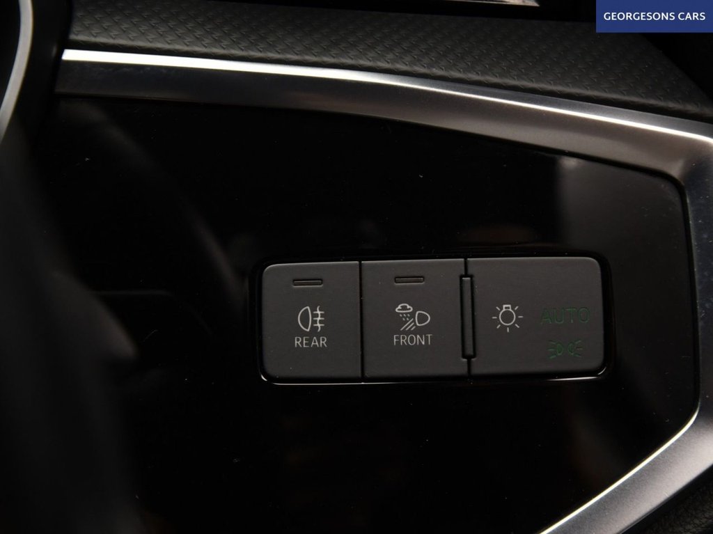 Used Audi Q3 2020 for sale - 76147350: Photo 36