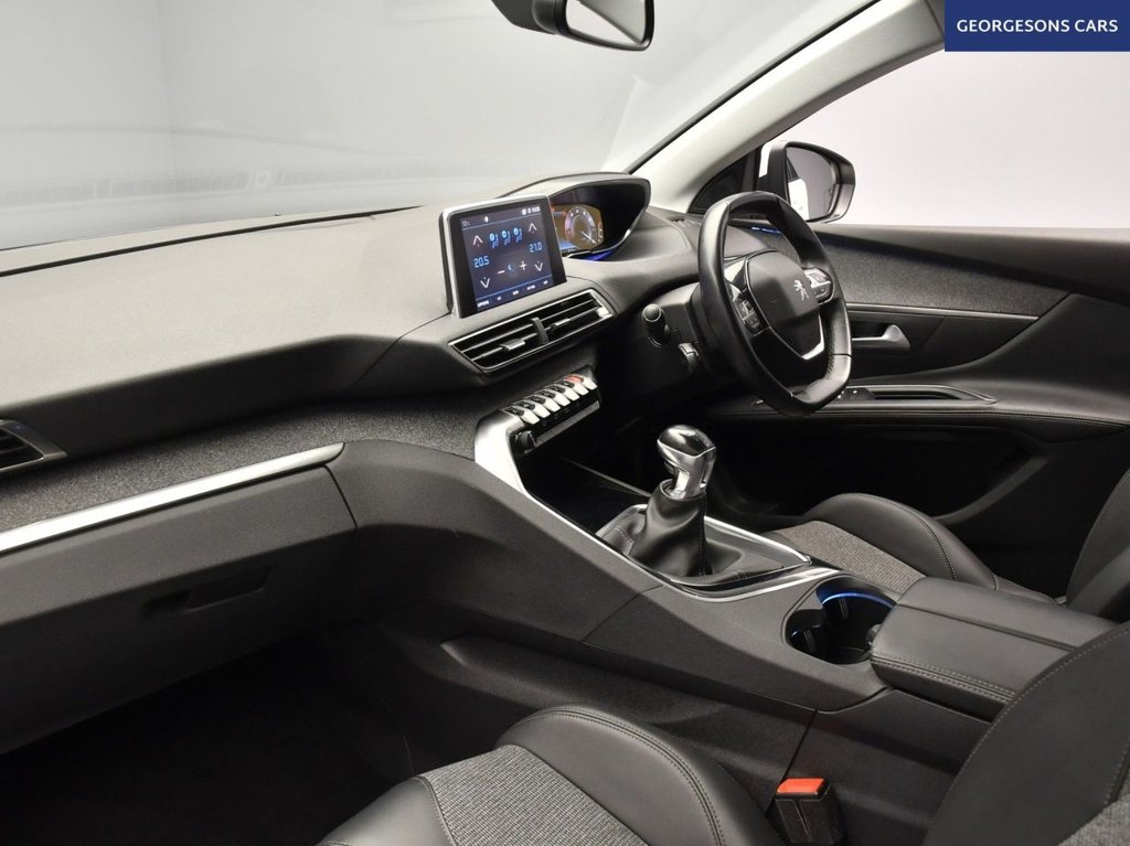 Used Peugeot 5008 2020 for sale - 77048820: Photo 11