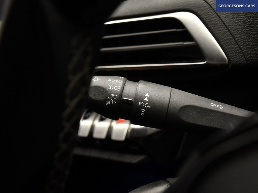 Used Peugeot 5008 2020 for sale - 77048820: Photo 33