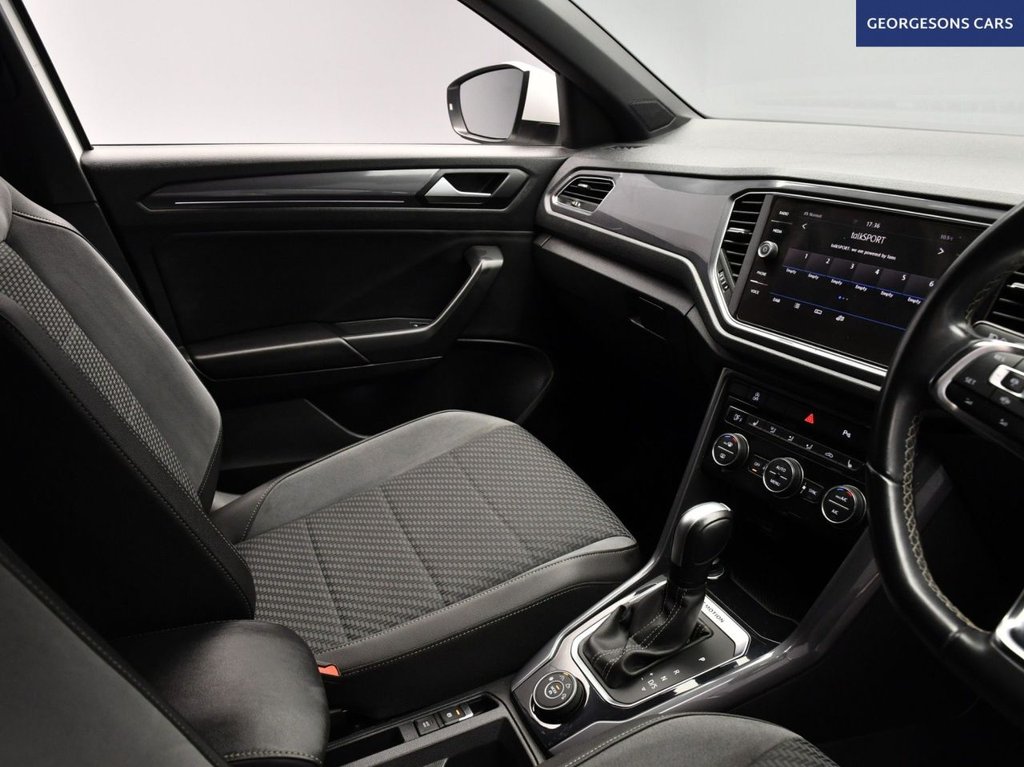 Used Volkswagen T-Roc 2020 for sale - 76469914: Photo 20