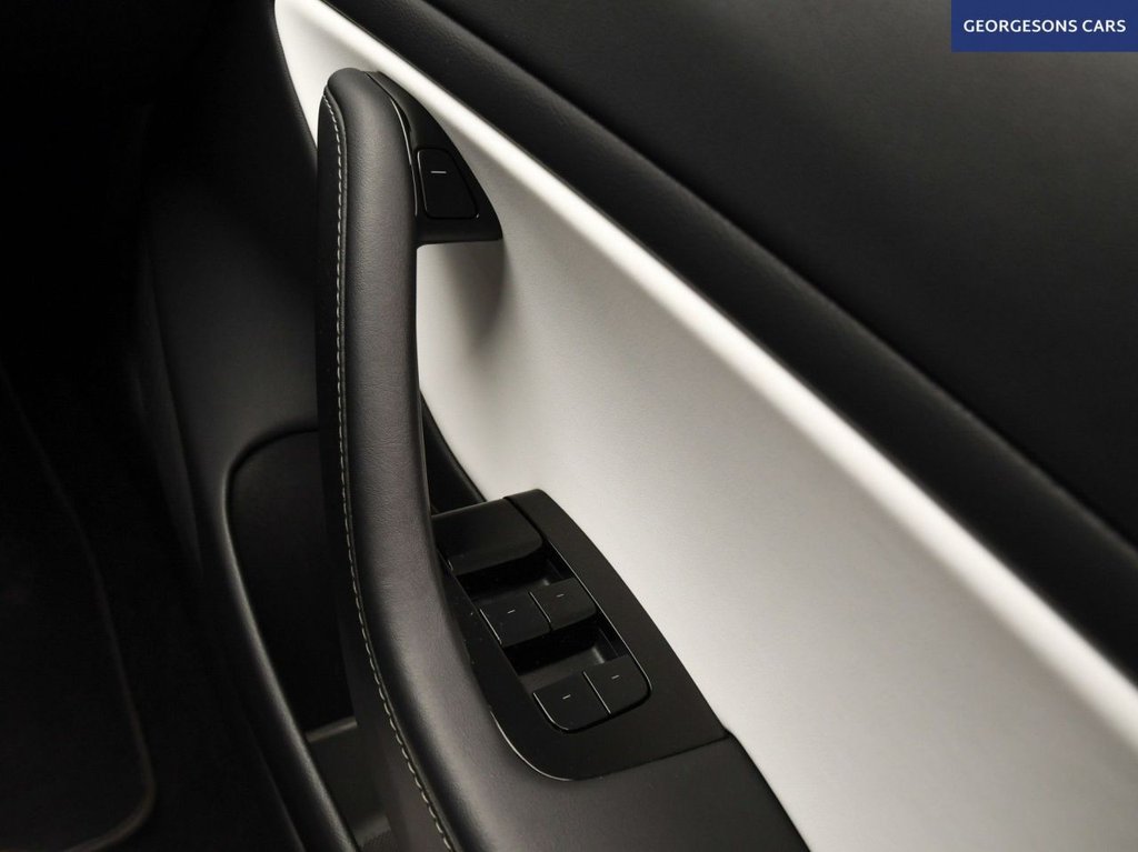 Used Tesla Model 3 2020 for sale - 76710746: Photo 35