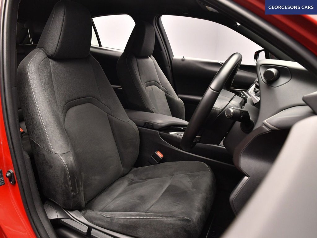 Used Lexus UX 2019 for sale - 77038051: Photo 16