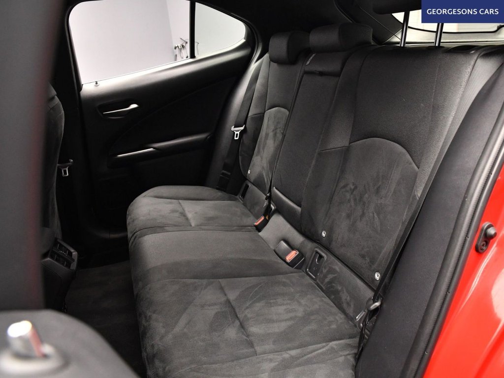 Used Lexus UX 2019 for sale - 77038051: Photo 18