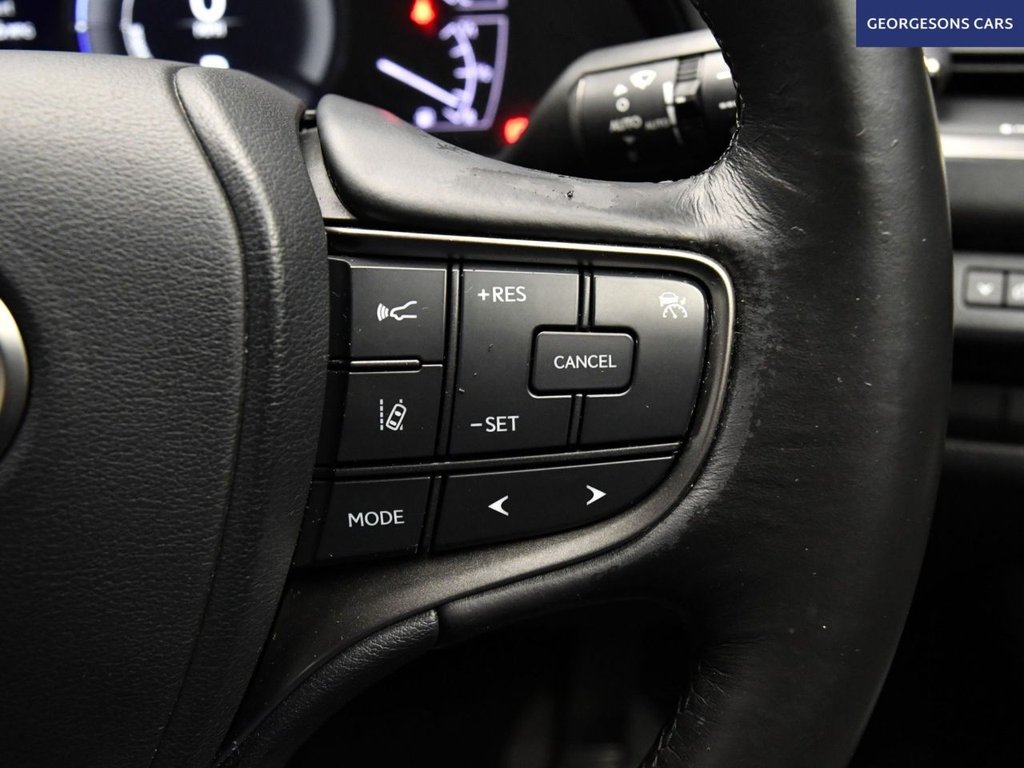 Used Lexus UX 2019 for sale - 77038051: Photo 29