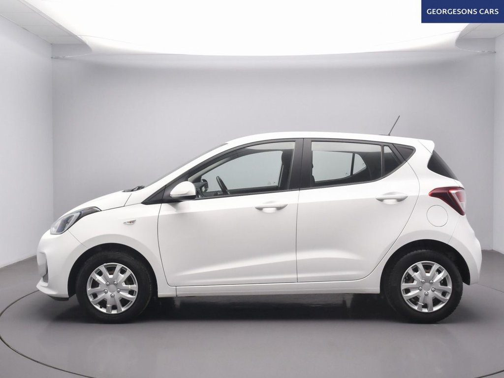 Used Hyundai i10 2019 for sale - 76535411: Photo 3