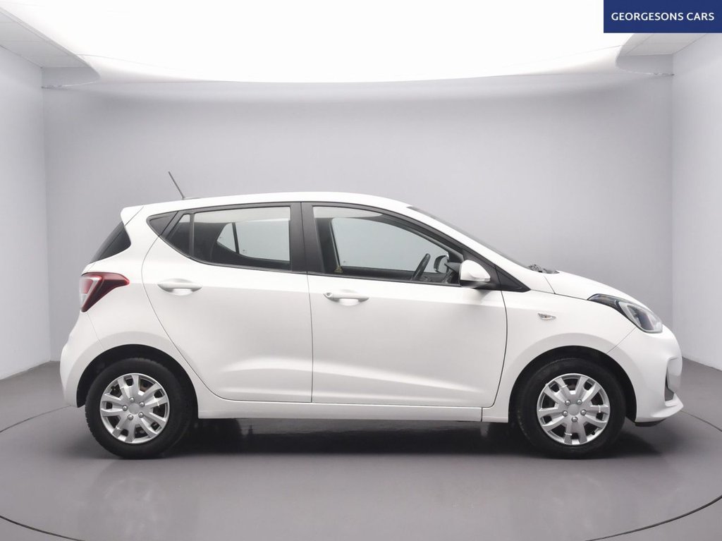 Used Hyundai i10 2019 for sale - 76535411: Photo 6