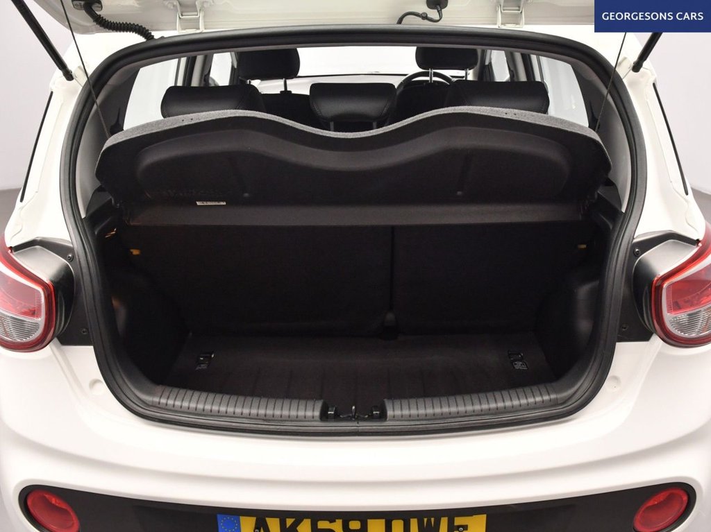 Used Hyundai i10 2019 for sale - 76535411: Photo 9