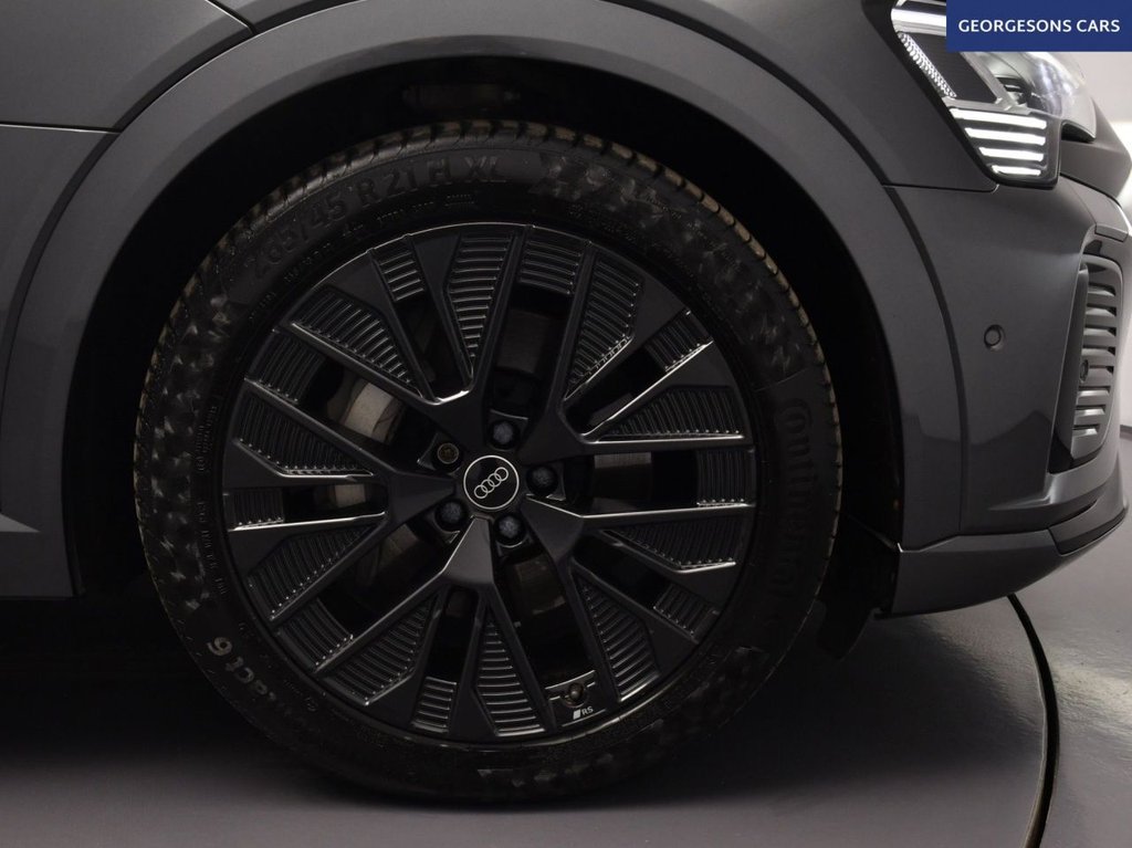 Used Audi Q8 e-tron 2023 for sale - 77593856: Photo 11