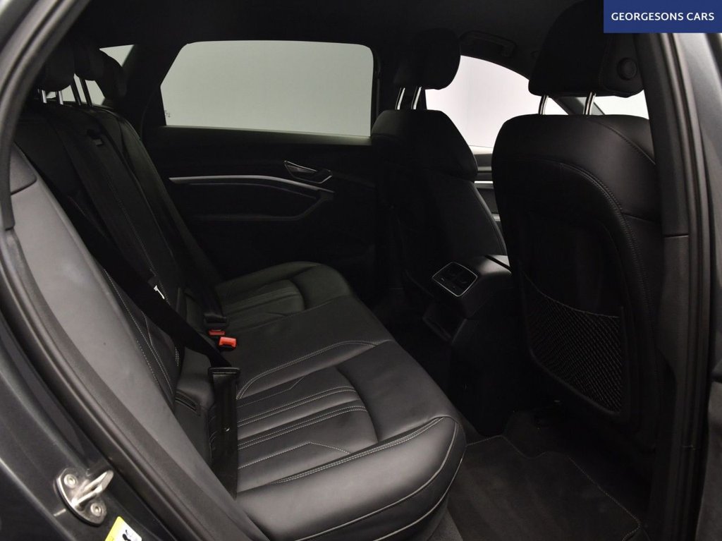 Used Audi Q8 e-tron 2023 for sale - 77593856: Photo 18