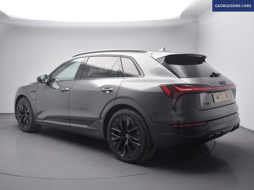 Used Audi Q8 e-tron 2023 for sale - 77593856: Photo 2