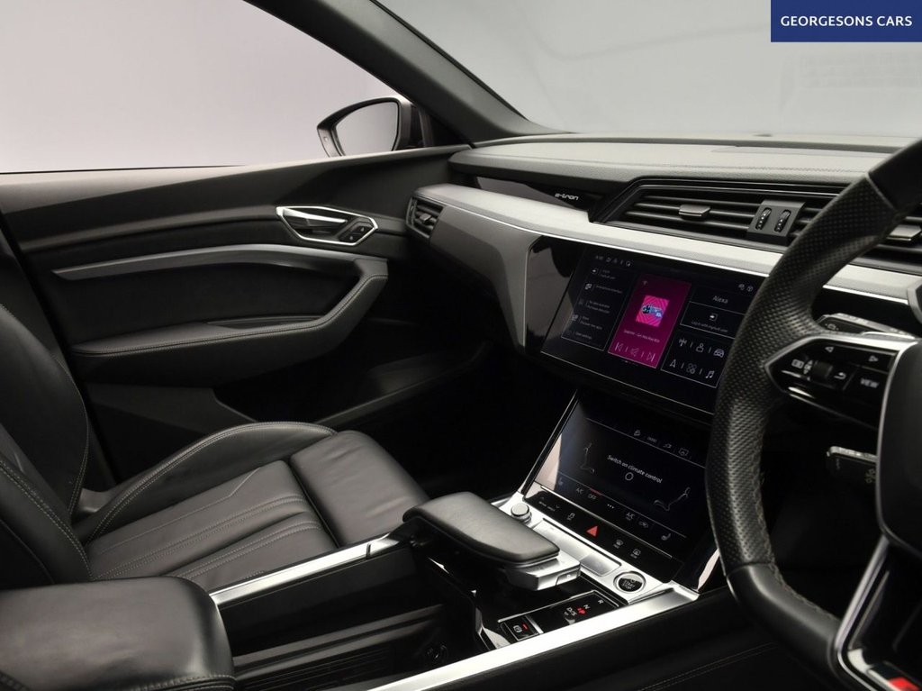 Used Audi Q8 e-tron 2023 for sale - 77593856: Photo 23